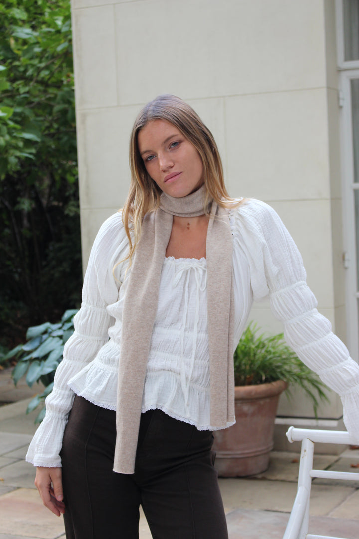 India Grace London Lucia skinny scarf in chinchilla beige cashmere wool